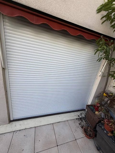 Remplacement Volet Roulant avec Moteur Somfy Radio IO - Rue Louis Blanc Paris 10