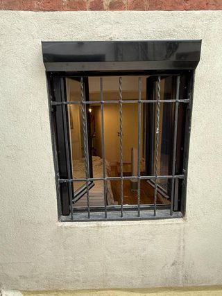 Un projet d'installation ou remplacement de volet roulant à Courbevoie ou dans les Hauts-de-Seine ?