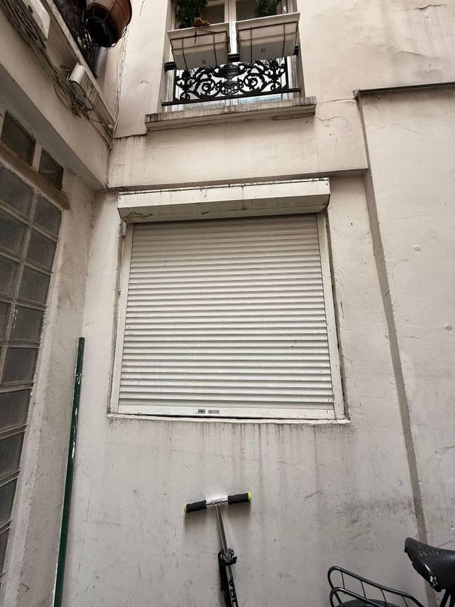 Remplacement volet manuel par volet roulant électrique Somfy à Paris